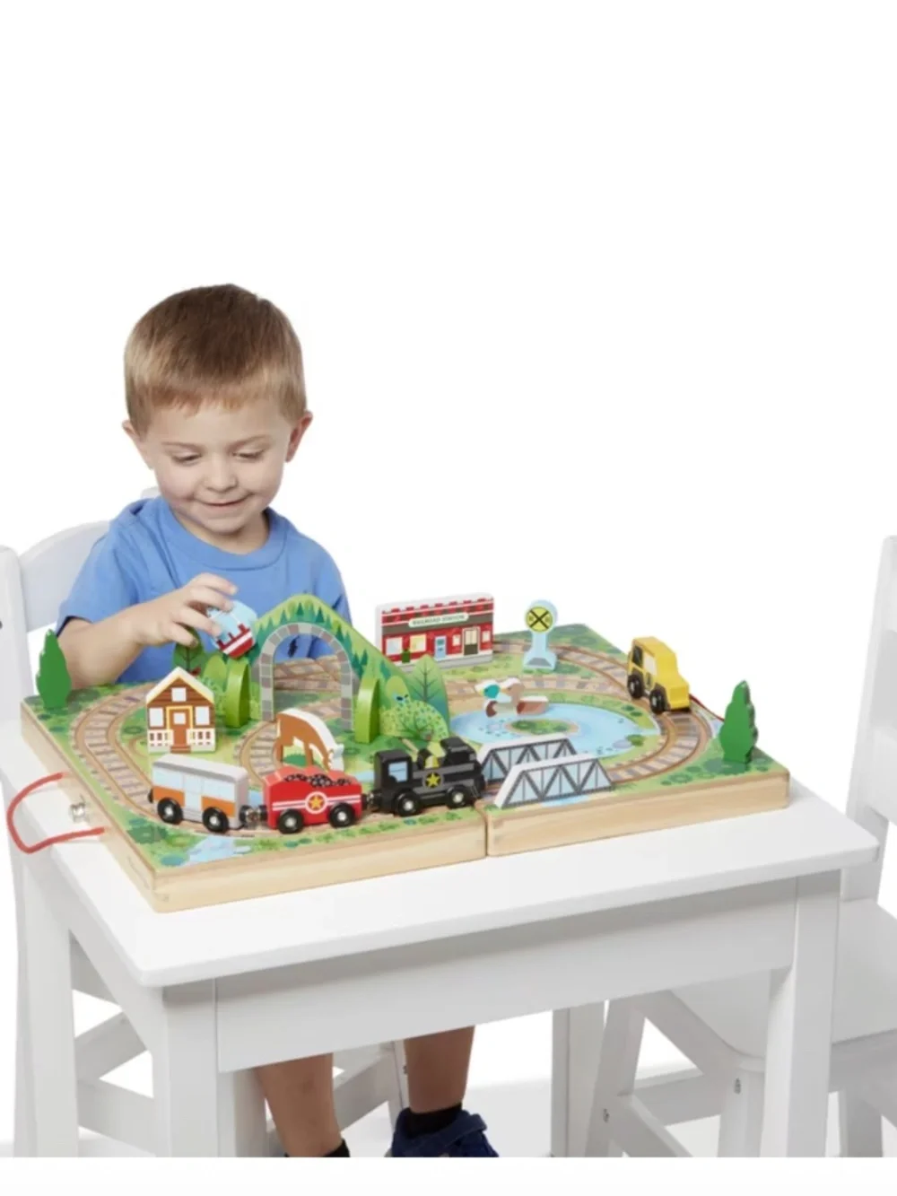 Melissa & Doug 17-Piece Wooden Take-Along Tabletop Railroad and Trains, for Kids